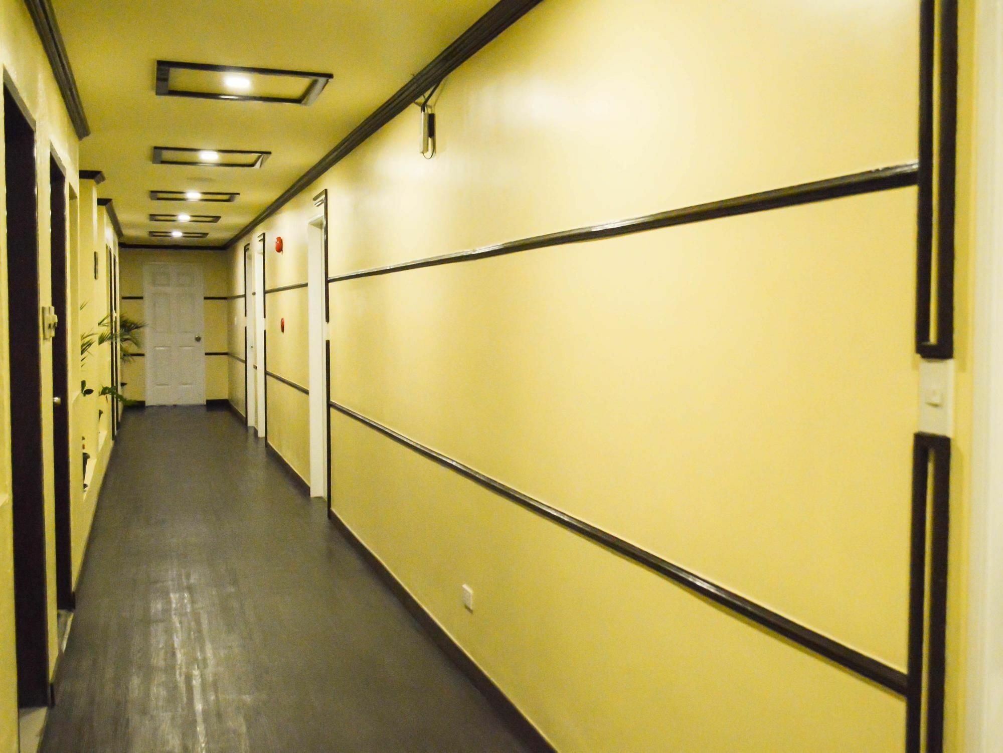 Hotel Sogo Pasay Wood Street Zewnętrze zdjęcie